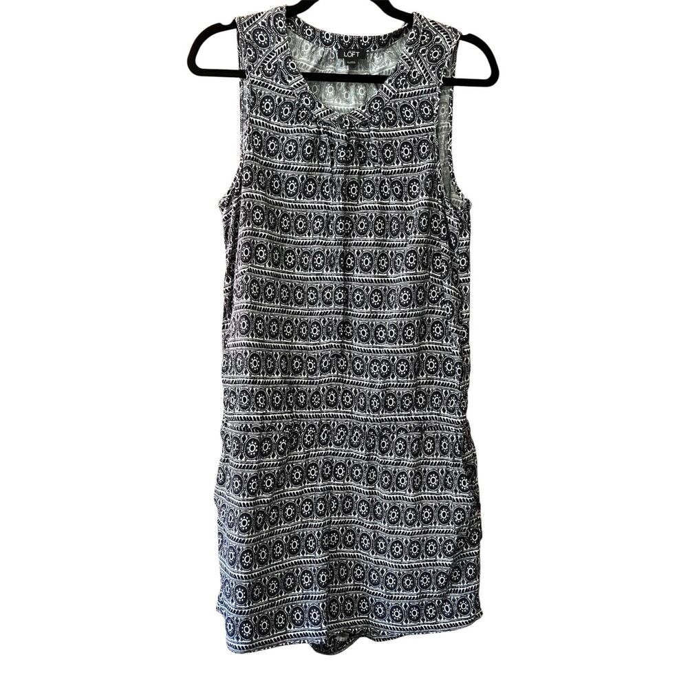 Ann Taylor Loft geometric print hidden button front sleeveless romper